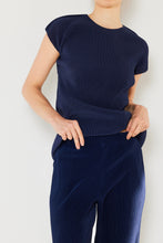 Load image into Gallery viewer, Marina West Swim Rib Pleated Cap Sleeve Top