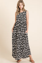 Load image into Gallery viewer, BOMBOM Leopard Maxi Dress with Pockets