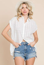 Load image into Gallery viewer, Culture Code Eyelet Crisscross Back Button Up Shirt