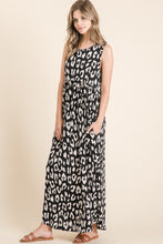 Load image into Gallery viewer, BOMBOM Leopard Maxi Dress with Pockets