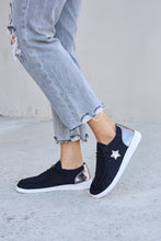 Load image into Gallery viewer, Forever Link Star Lace-Up Flat Sneakers