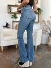 Load image into Gallery viewer, Judy Blue Full Size Mid-Rise Waist Straight Jeans