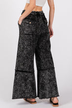 Load image into Gallery viewer, SAGE + FIG Mineral Washed Terry Wide Leg Pants