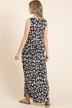 Load image into Gallery viewer, BOMBOM Leopard Maxi Dress with Pockets